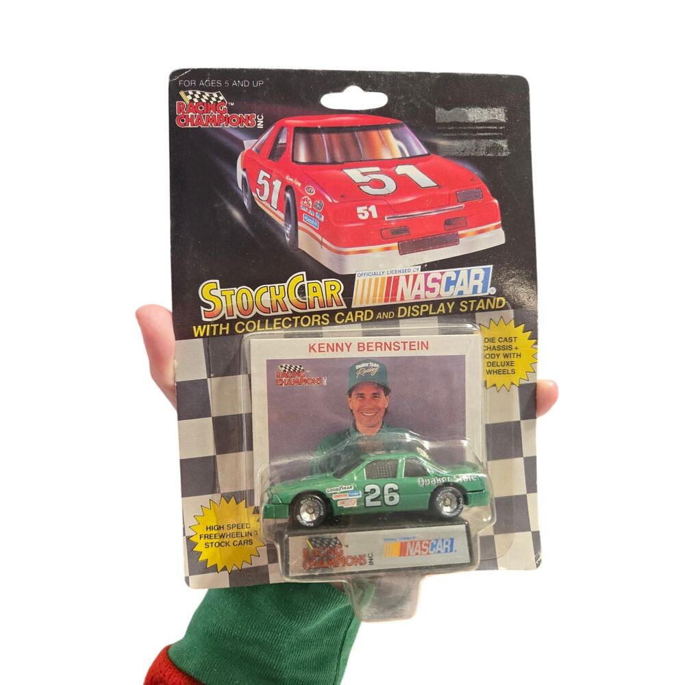 Racing Champions Brett Bodine #26 Quaker State 1/64 NIB 1994 Diecast Nascar